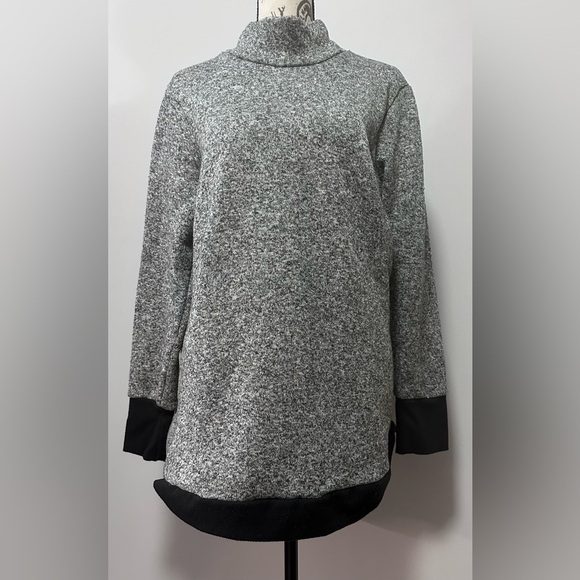👕 Serra Heather Gray and Black Warm Shirt - Size Large 🌟 - Picture 11 of 12